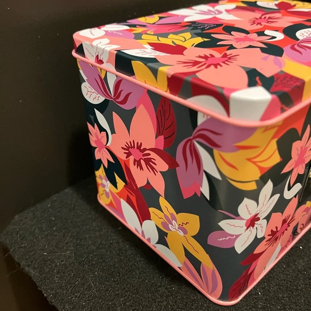 Vera Bradley Colorful Pink Floral Recipe Box with Cards